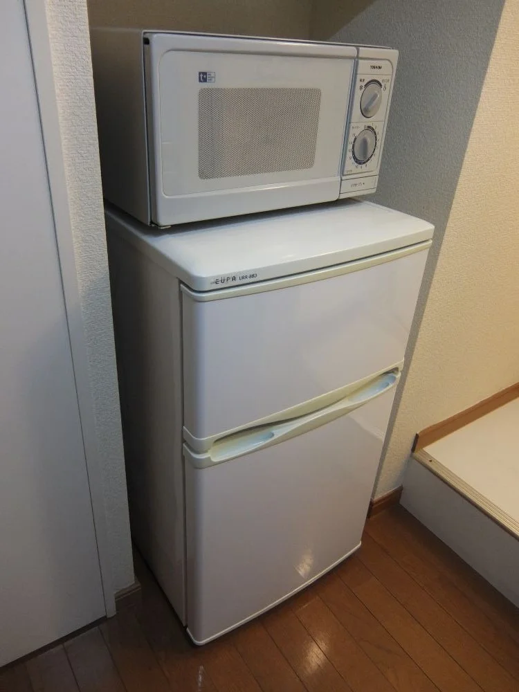 電子レンジ・冷蔵庫付いてます