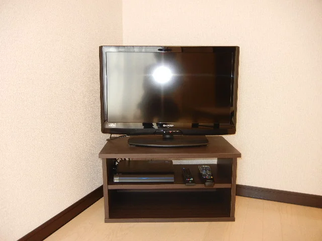 SHARP製LED AQUOS 26型になります。