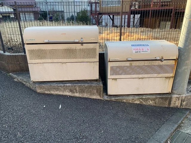 ダストボックス