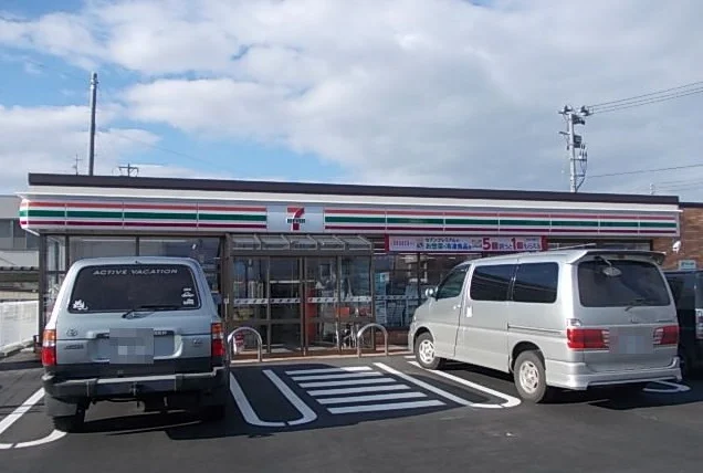 セブンイレブン八戸八太郎店まで85m