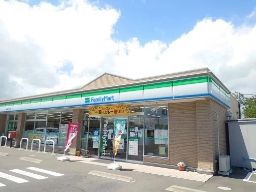 ファミリーマート東海駅東三丁目まで550m