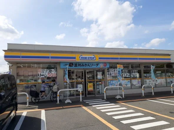 ミニストップ船橋滝台店まで450m