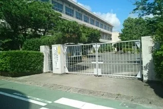 蒲郡南部小学校まで120m