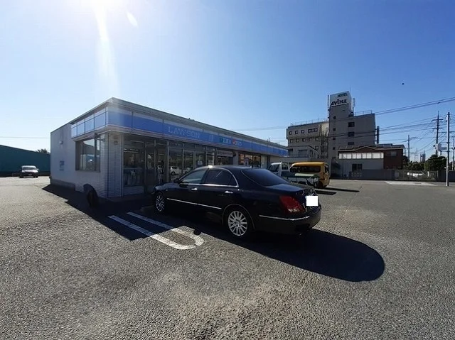 ローソンまで800m