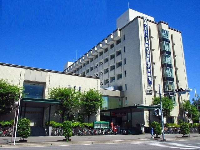 佐賀市役所まで1500m