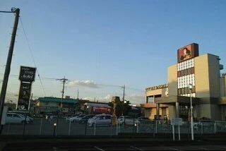 フードストアあおき 御殿場店まで400m