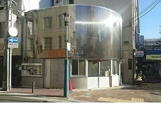 元町通り交番様まで200m