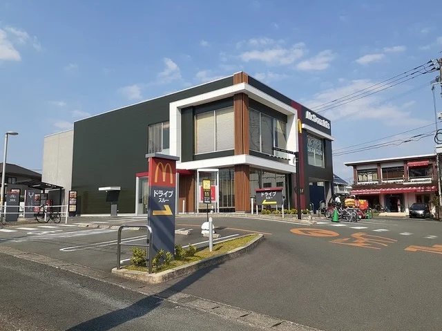 マクドナルド健軍店まで750m