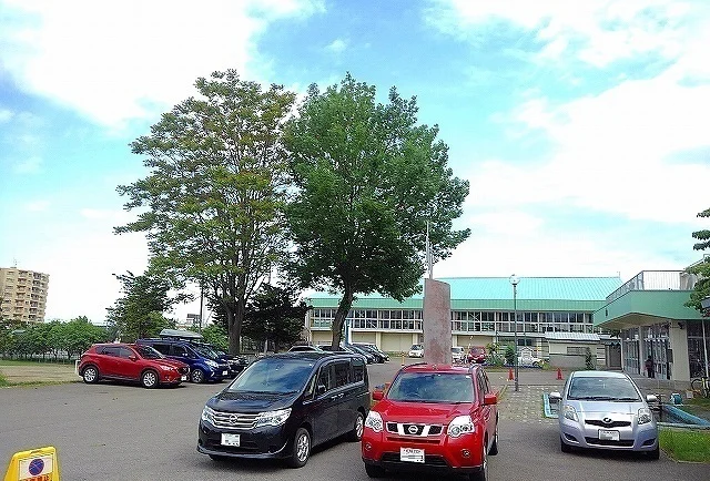 札幌市立手稲中央小学校まで1200m