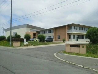 象潟中学校まで600m