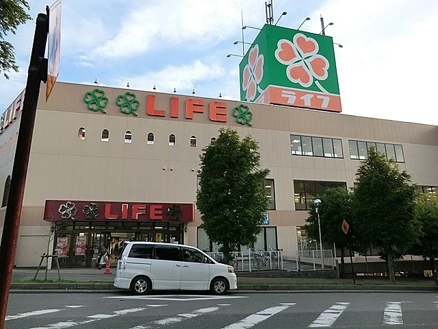 ライフ増尾店まで580m