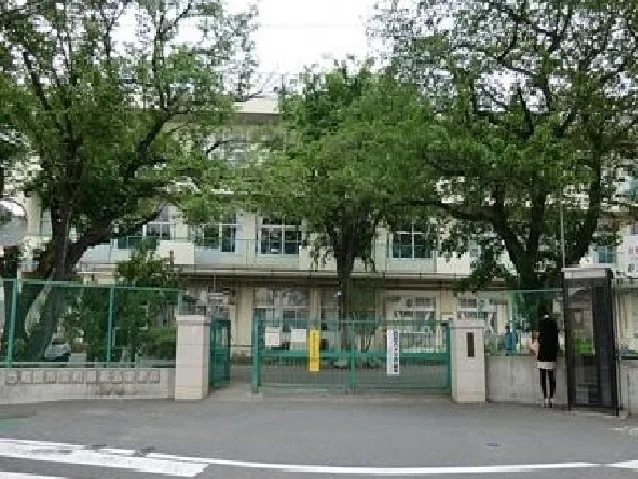 町田第五小学校まで350m