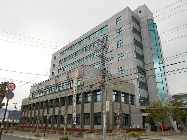 茅野市役所まで550m