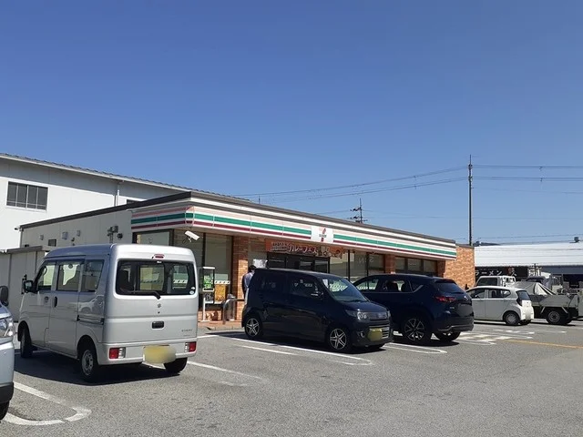 セブンイレブン彦根地蔵店様まで450m