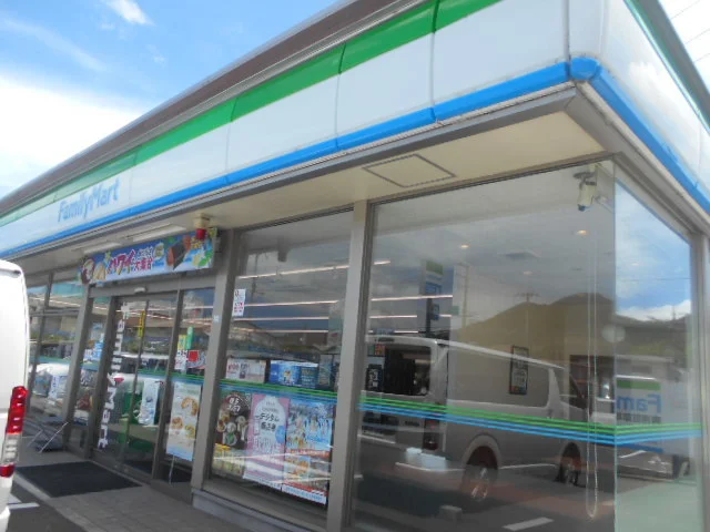 ファミリーマート和歌山内原店様まで400m