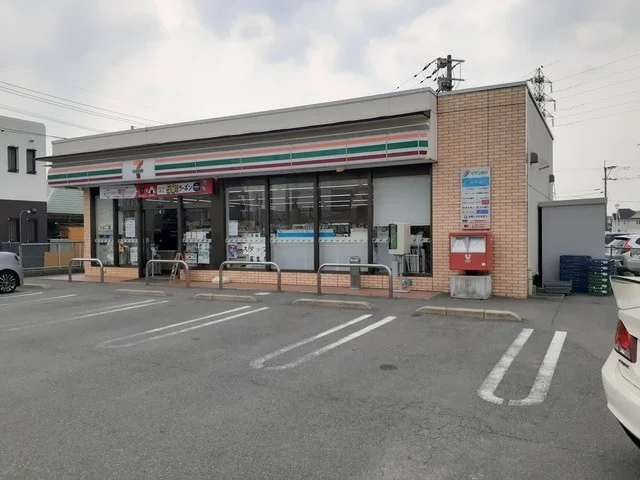セブンイレブン久留米野田店まで940m