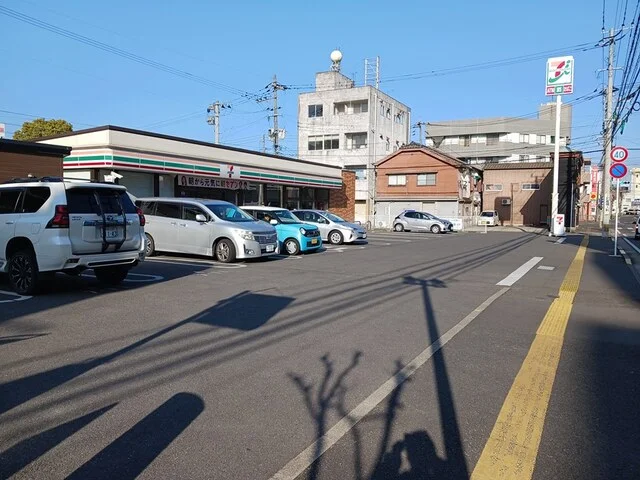 セブンイレブン諫早上町店まで387m