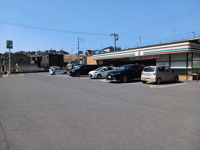 セブンイレブン長与高田郷まで2222m