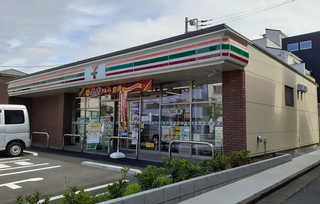 デイリーヤマザキまで86m