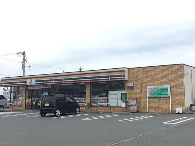 セブンイレブンまで500m