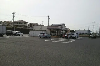 セブンイレブンまで450m