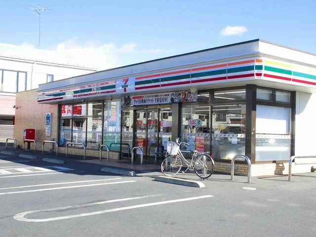 セブンイレブンまで500m