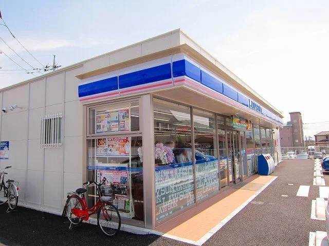 ローソン 桐生広沢町五丁目店まで2500m