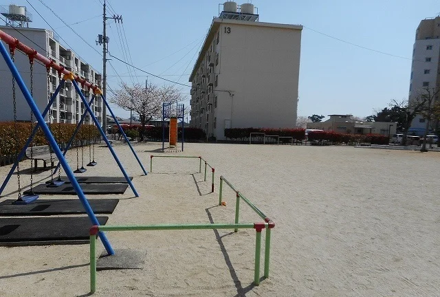 末広公園まで500m