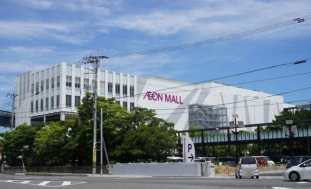 イオンモール徳島様まで1400m