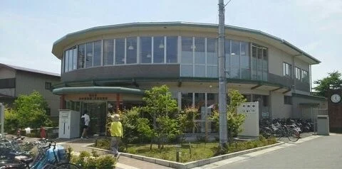 流山市役所東部出張所まで700m