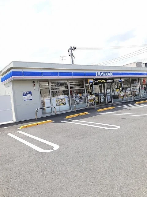 ローソン八代通町店まで469m