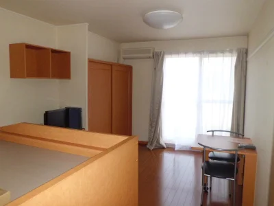 居室は家具・家電が花ざかり。