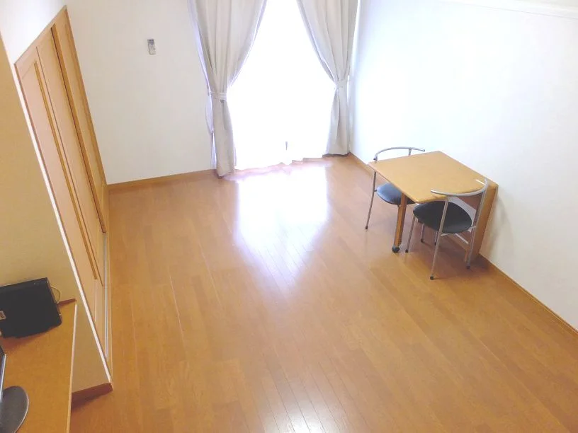 掃除も簡単フローリング