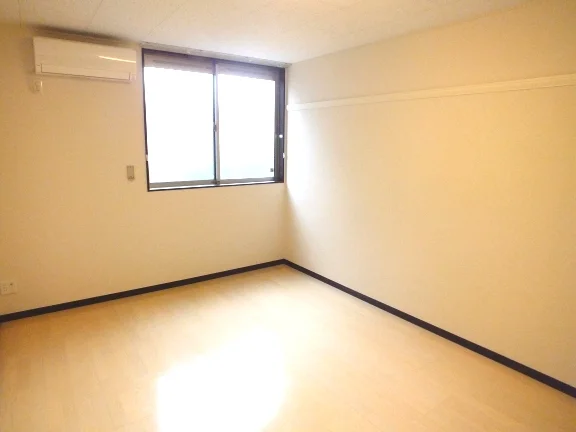 掃除も簡単フローリング