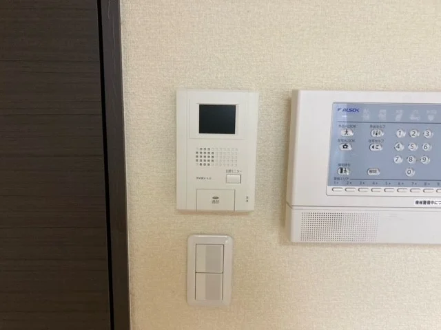 モニター付きインターホン