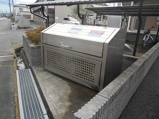 ゴミ置き場