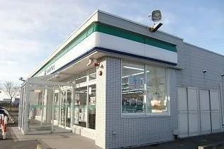 ファミリーマート北白山台店まで130m