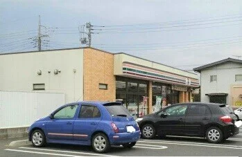 セブンイレブン　三里塚店まで400m