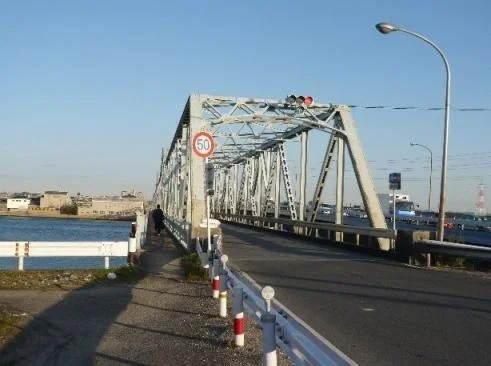 衣浦大橋まで1199m
