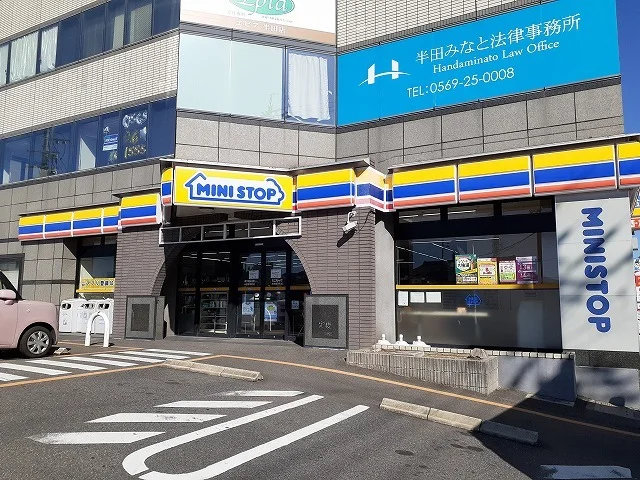 ミニストップ半田宮本町店まで516m