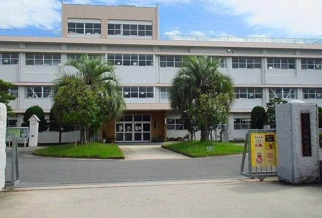 神埼小学校まで500m