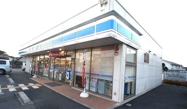 ローソン双柳六道店まで850m