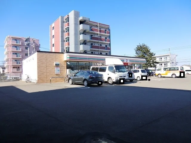 セブンイレブン宮崎一の宮町店まで400m