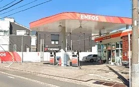 ガソリンスタンドまで300m