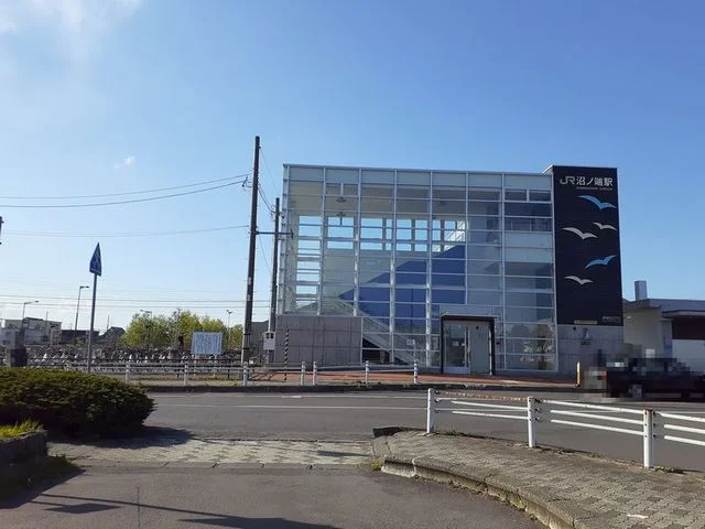 沼ノ端駅まで2510m