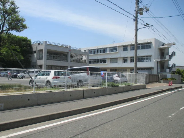 西岐波小学校まで350m