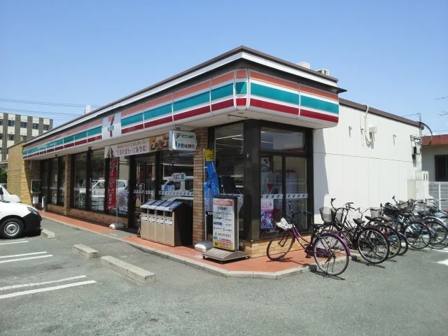 セブンイレブン熊本上近見店まで350m