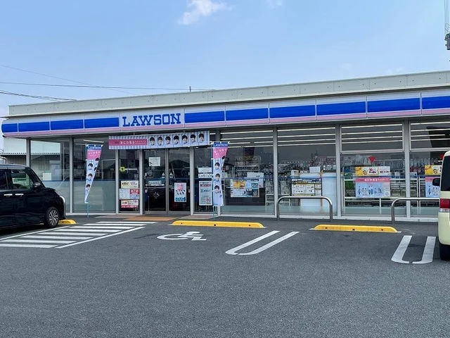 ローソン戸島西三丁目店まで400m