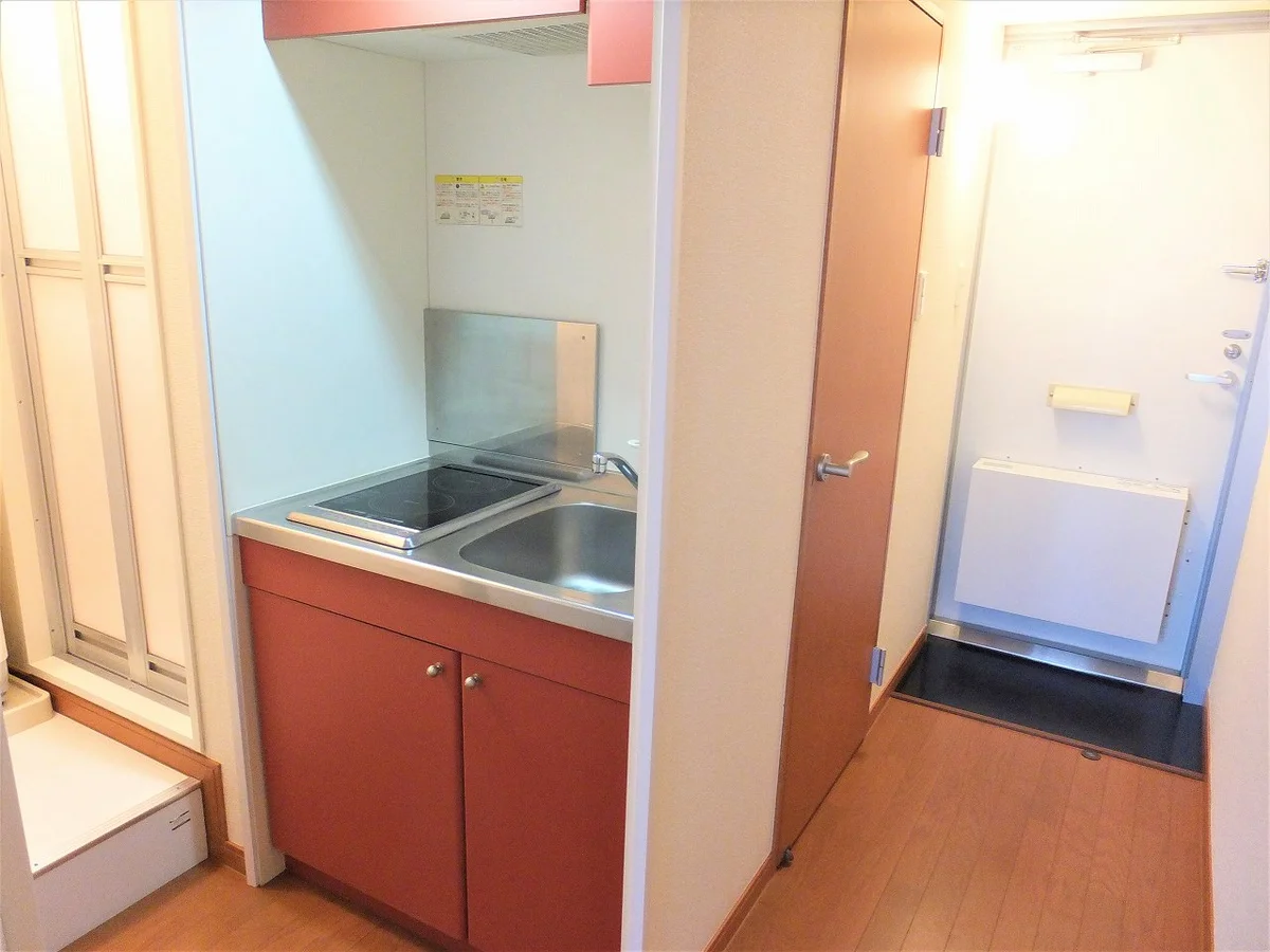 玄関側のアングルです