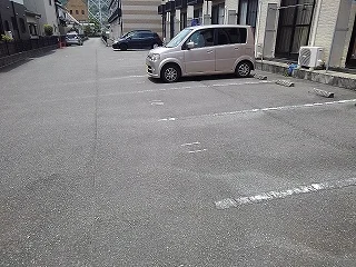 敷地内